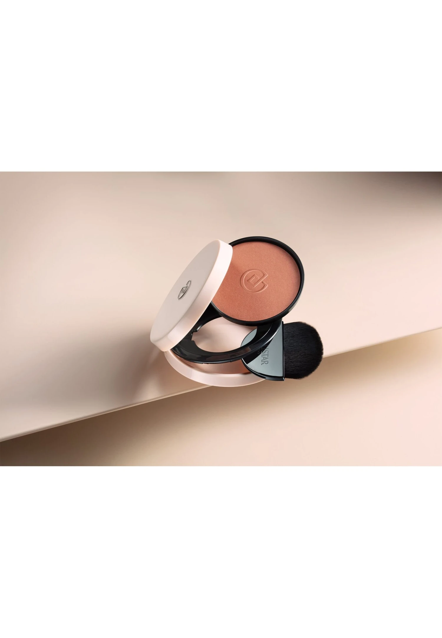 Collistar Impeccable Maxi Blush - Rouge - N. 03 Terracotta 4 Collistar Impeccable Maxi Blush - Rouge - N. 03 Terracotta - Afbeelding 2